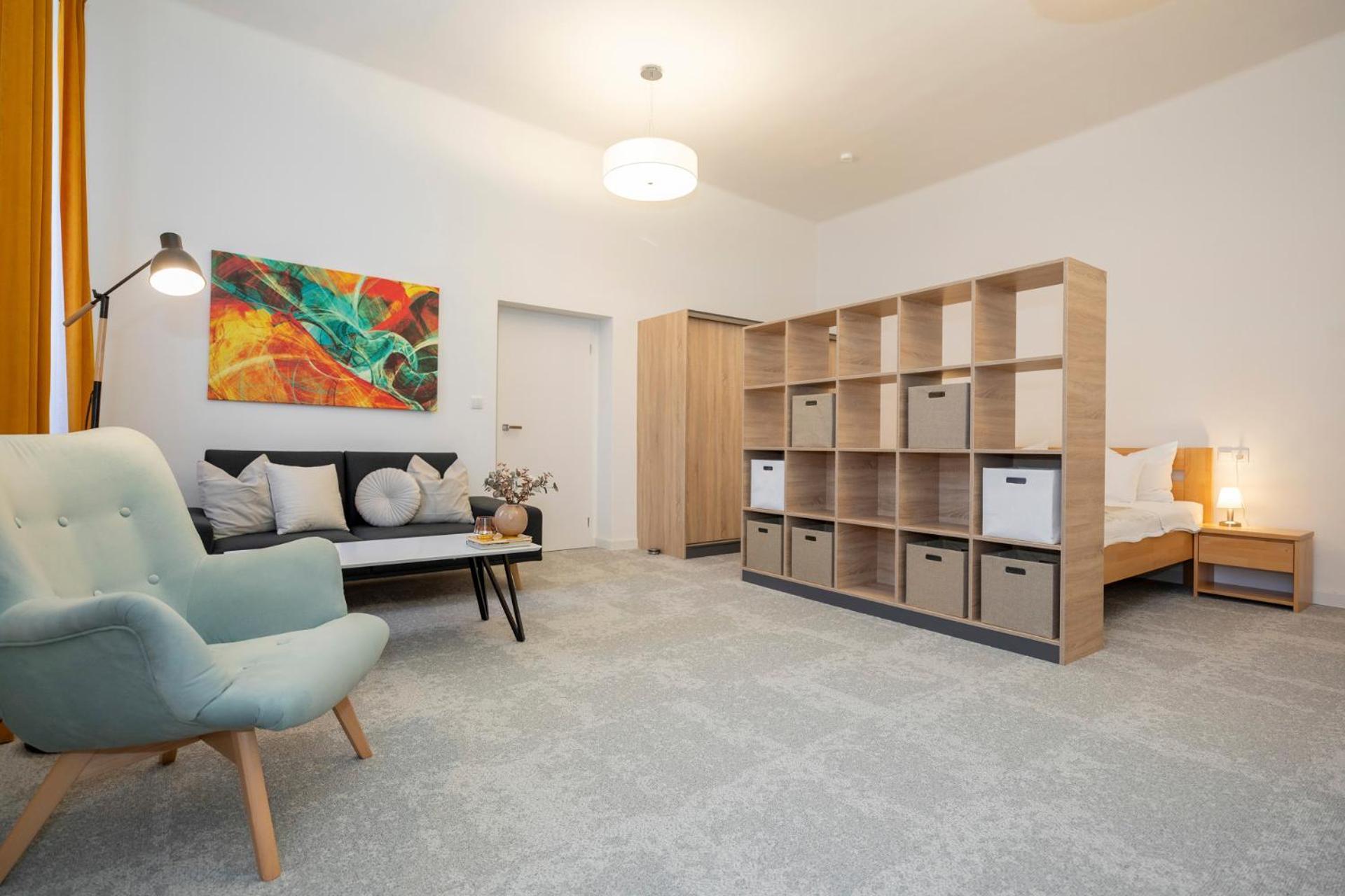 Alure Residences 10 - 24H Self Check-In & Private Parking Next To The Apartment Building Included, City Center Right On Snp Square In A Quiet Passage, New Building, Best Deal In Town 班斯卡-比斯特里察 外观 照片